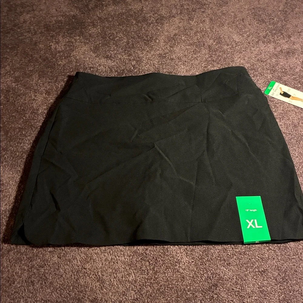 S.C. & Co. Black Stretch Skirt w Shorts Skort
Tummy Control Petal Slit Womans XL - Picture 3 of 5